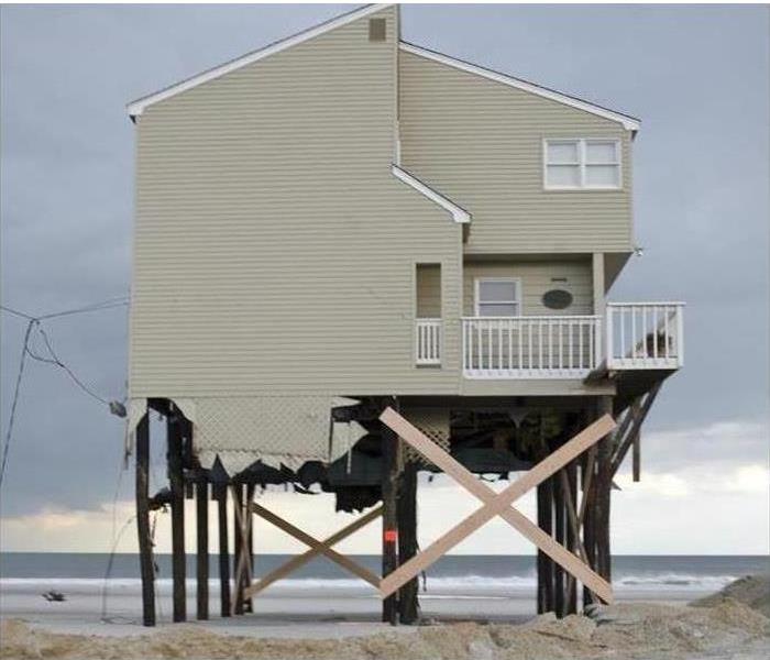 beach house on stilts 